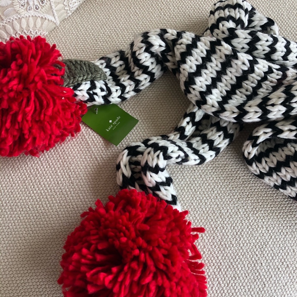 Kate Spade Winter Scarf - Black Red & White - Picture 2 of 2